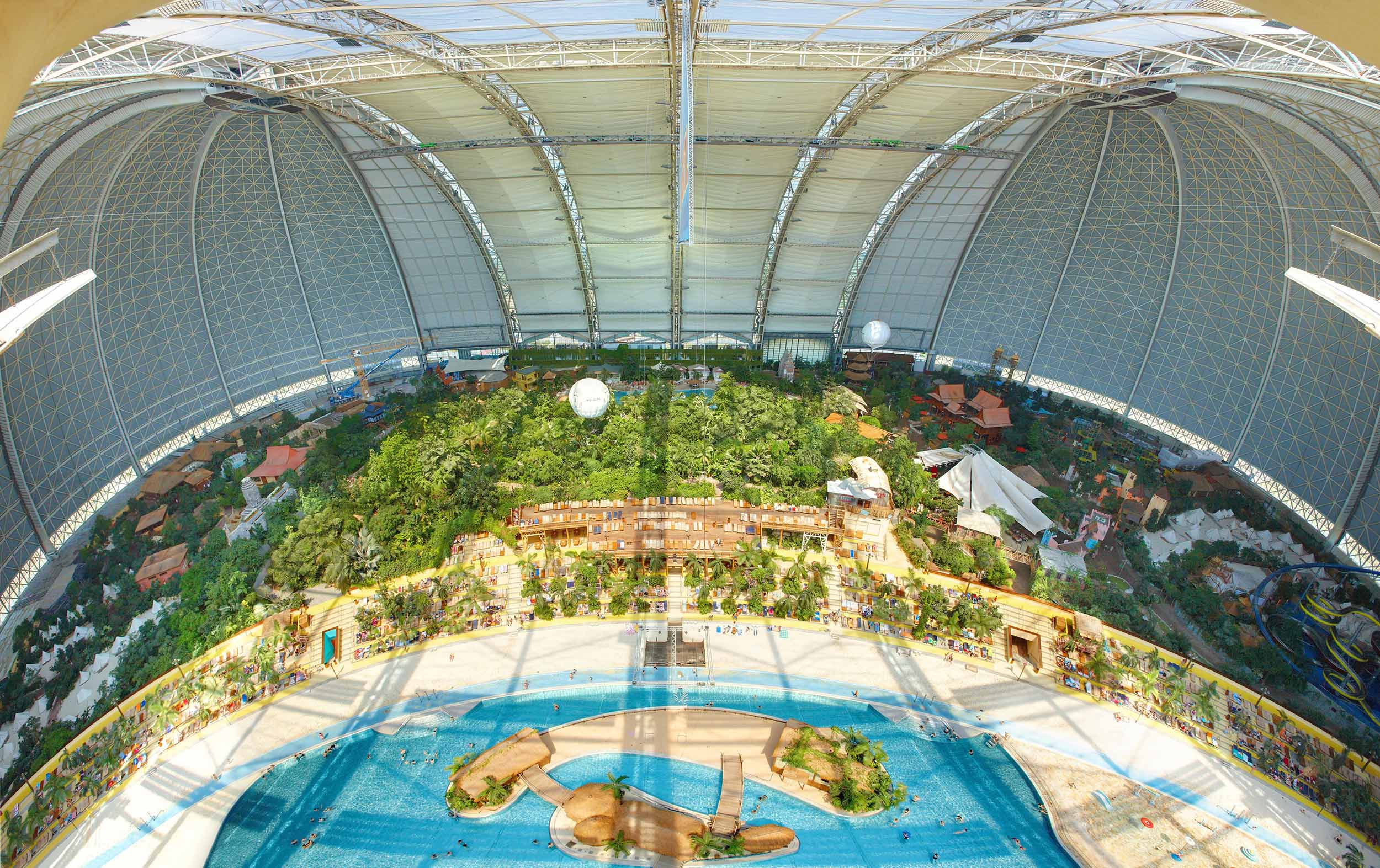 Aquapark in the old aircraft hangar