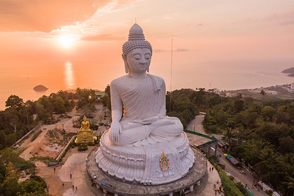 Big Buddha in Phuket (2)