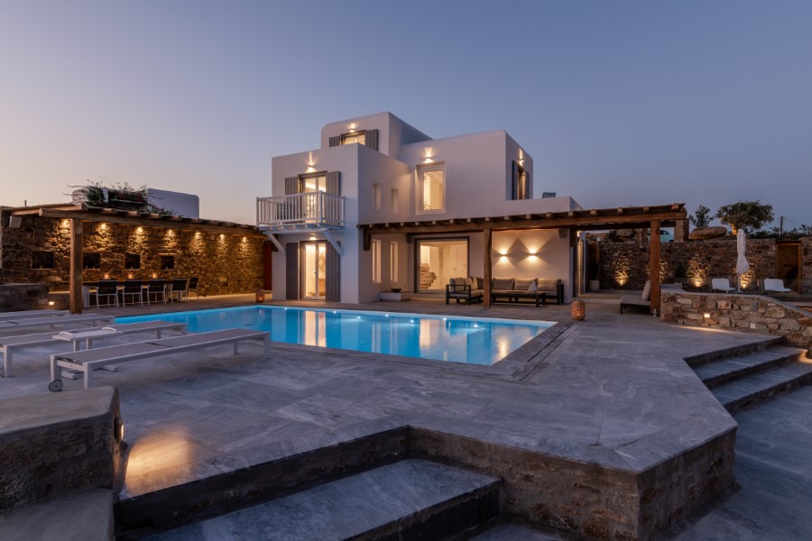 saint lazarus retreat Mykonos